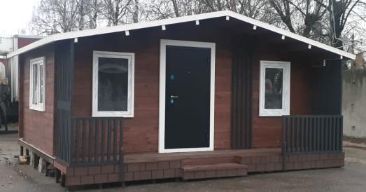 Бытовка с террасой БС-4 VIP