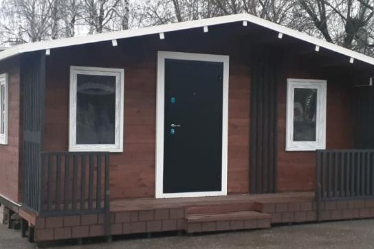 Домик с террасой 6*5 м